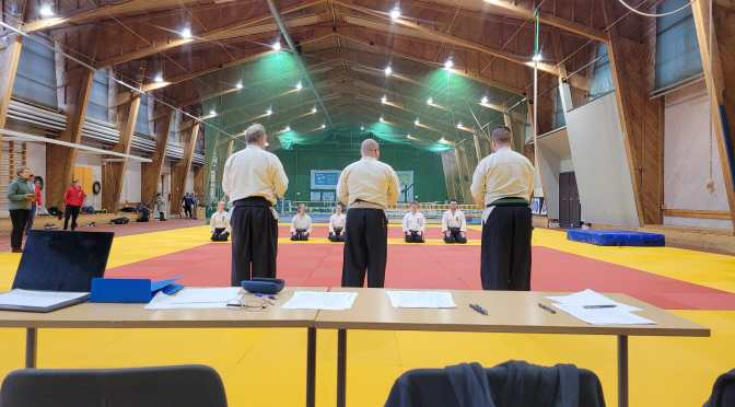 Dan-leirillä suoritettiin uusia mustia vöitä